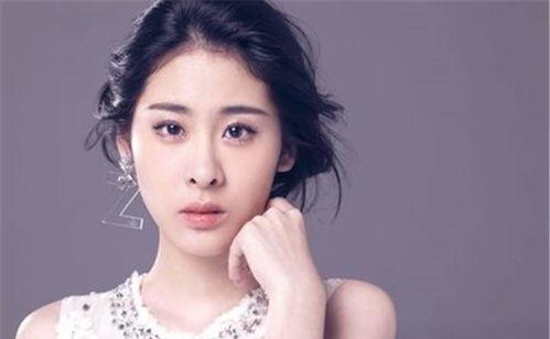 吃瓜娱乐圈张碧晨,娱乐圈的瓜田，她如何成为焦点？