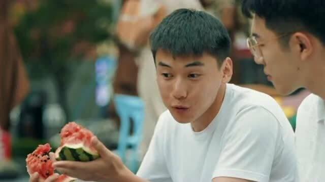 娱乐吃瓜女友分手视频,娱乐吃瓜群众热议